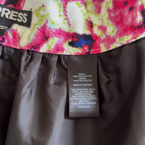 EXPRESS FLORAL SKATER SKIRT. - Picture 8 of 11